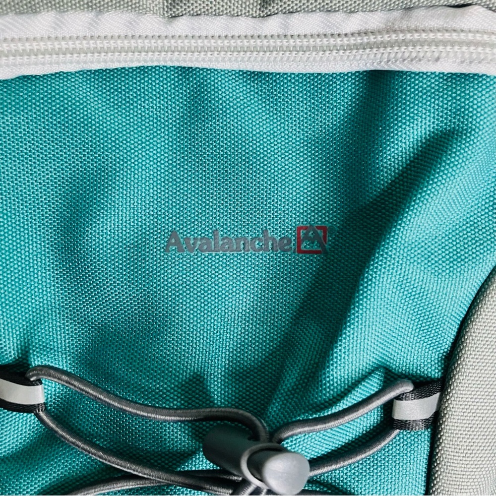 Avalanche Explorer Hydration Backpack - image 3
